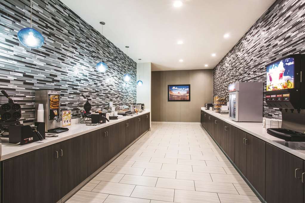 La Quinta Inn & Suites by Wyndham La Verkin Gateway to Zion - photo 23