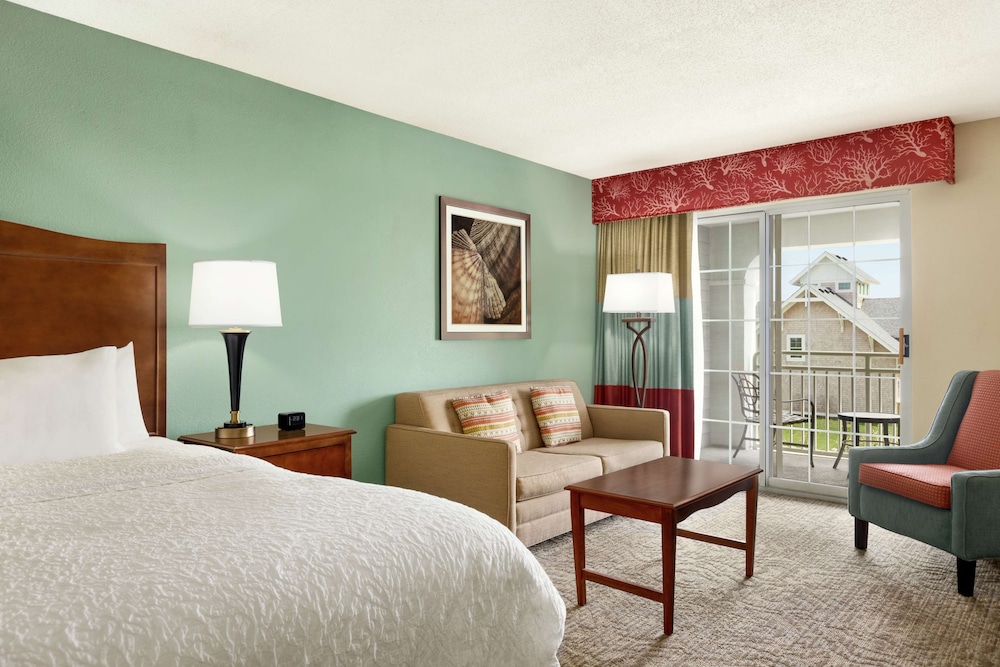 Hampton Inn & Suites Outer Banks Corolla - photo 32