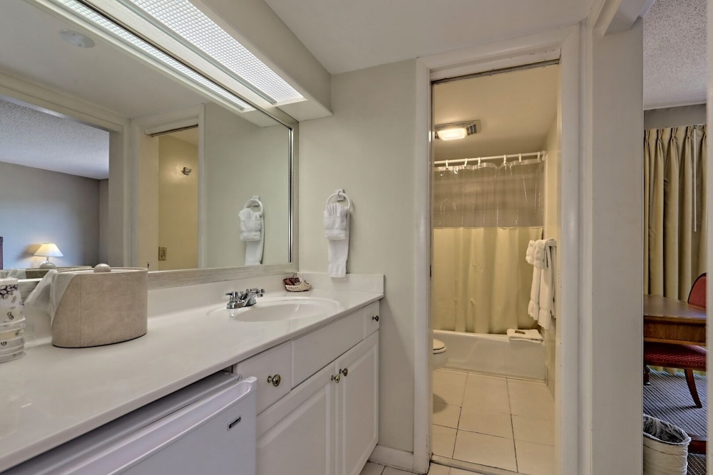 Kingwood Resort - photo 9