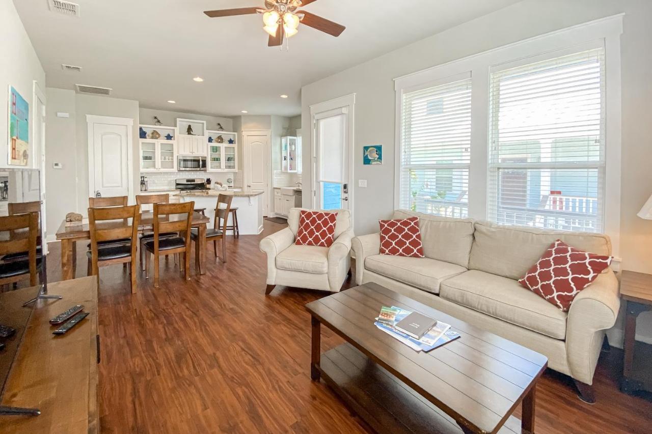 SailHouse in Rockport, United States