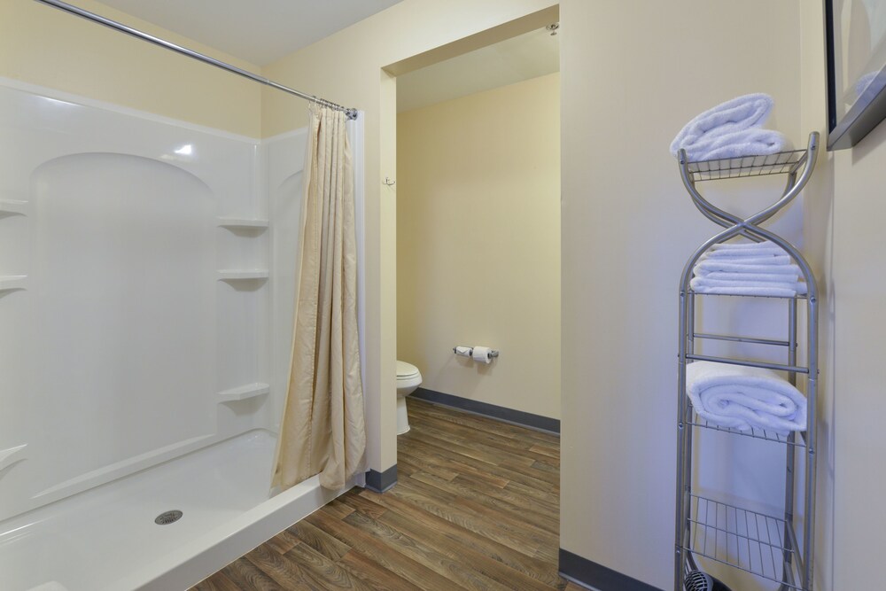 HolmeSuites Columbus Airport DLA - photo 28
