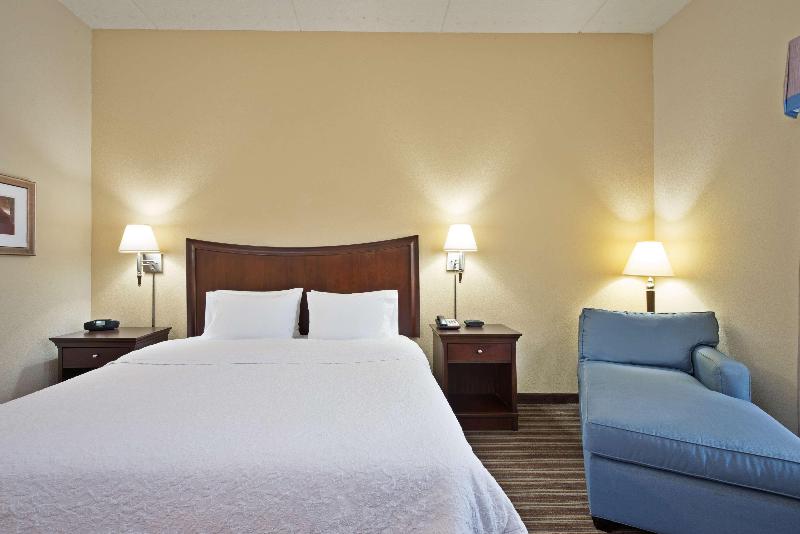 Hampton Inn by Hilton Gainesville Haymarket - photo 37