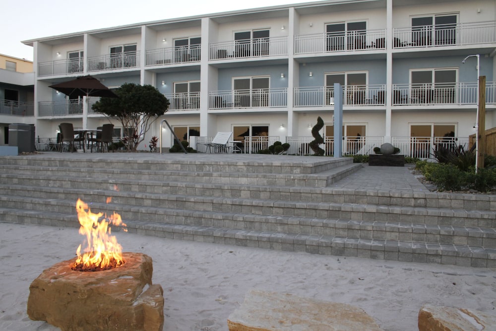 Lotus Boutique Inn & Suites - photo 48