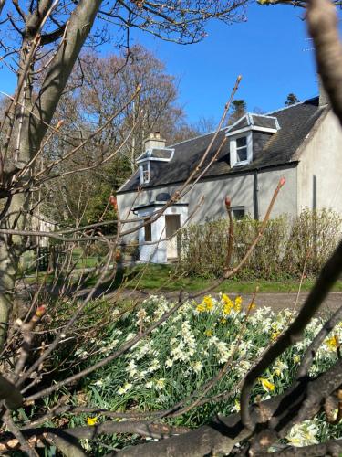 Dalvey Mill Cottage — 4-Star Luxury Hotel in Forres, United Kingdom