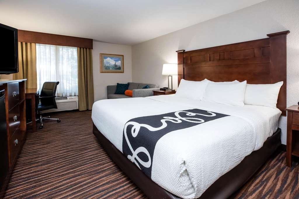 La Quinta Inn by Wyndham Bend - photo 21