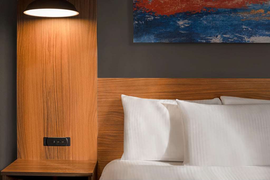 La Quinta Inn & Suites by Wyndham Marysville - photo 34