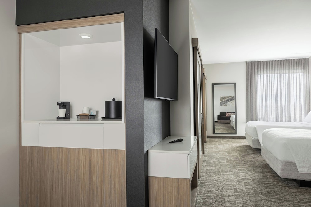 SpringHill Suites by Marriott Fargo - photo 17