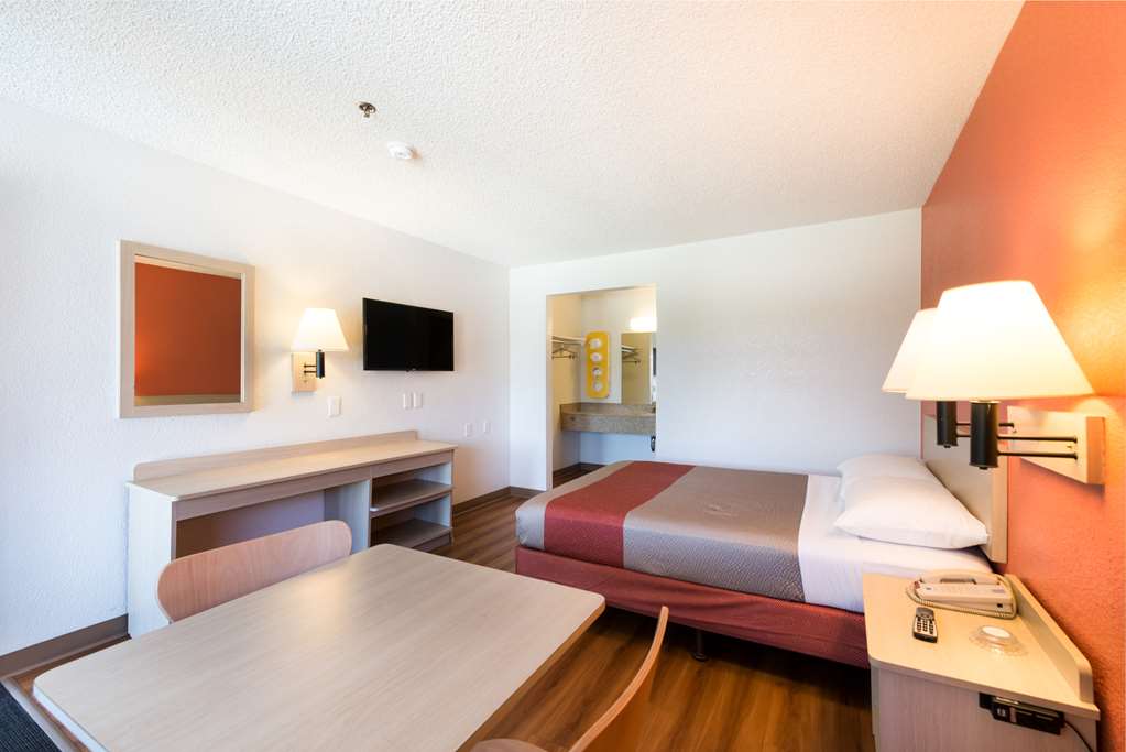 Motel6 Sparks NV Airport Sparks - photo 14