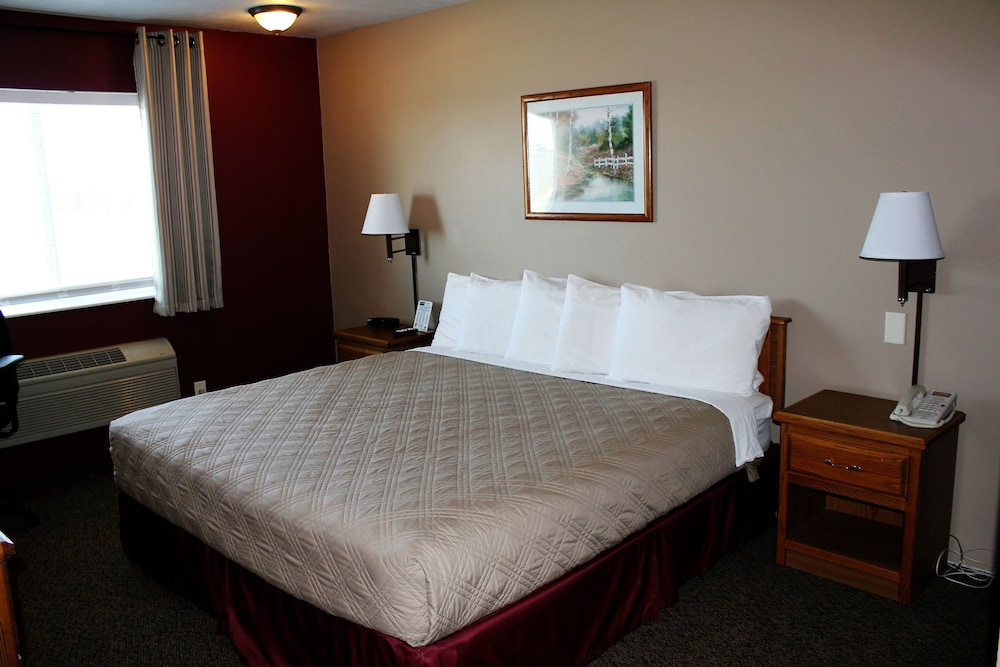 Capri Inn and Suites of Beatrice - featured photo