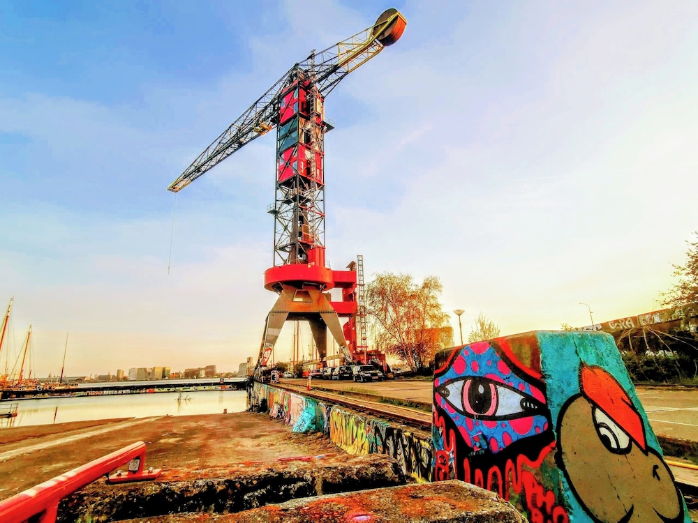 Faralda Crane Hotel — 5-Star Luxury Hotel in Amsterdam, Netherlands