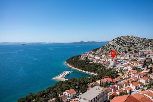 Apartments by the sea Drage Biograd 23455 — 4-Star Luxury Hotel in Pakostane, Croatia