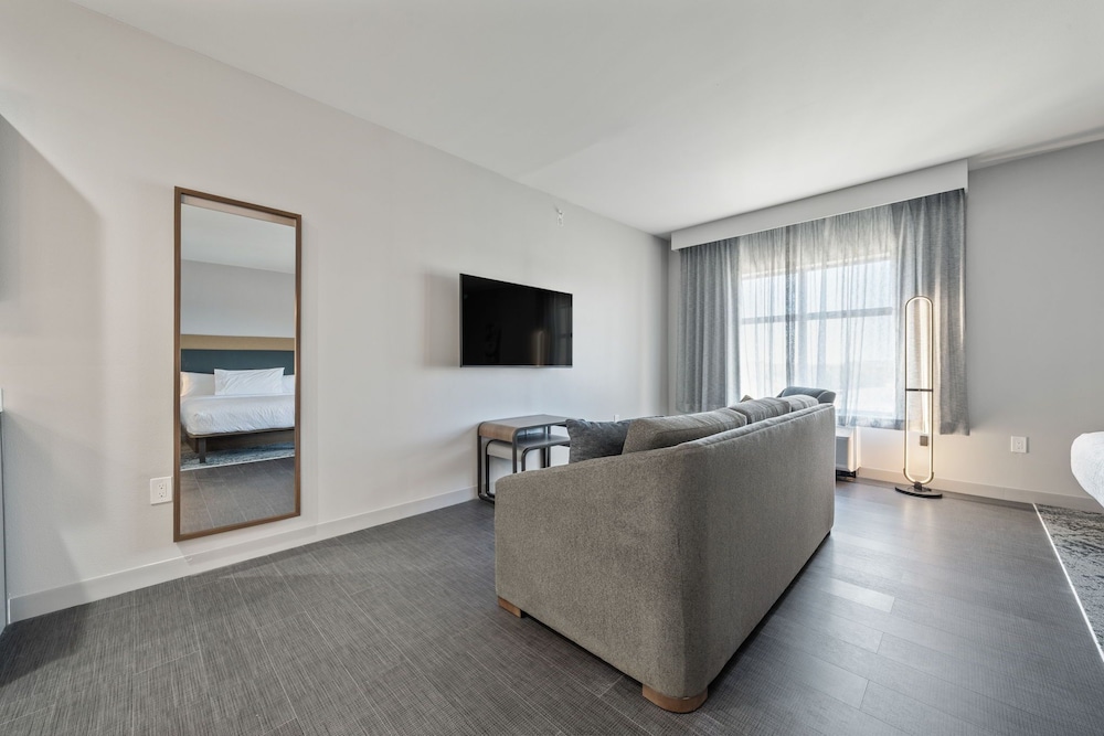 Homewood Suites By Hilton Austin Airport - photo 32