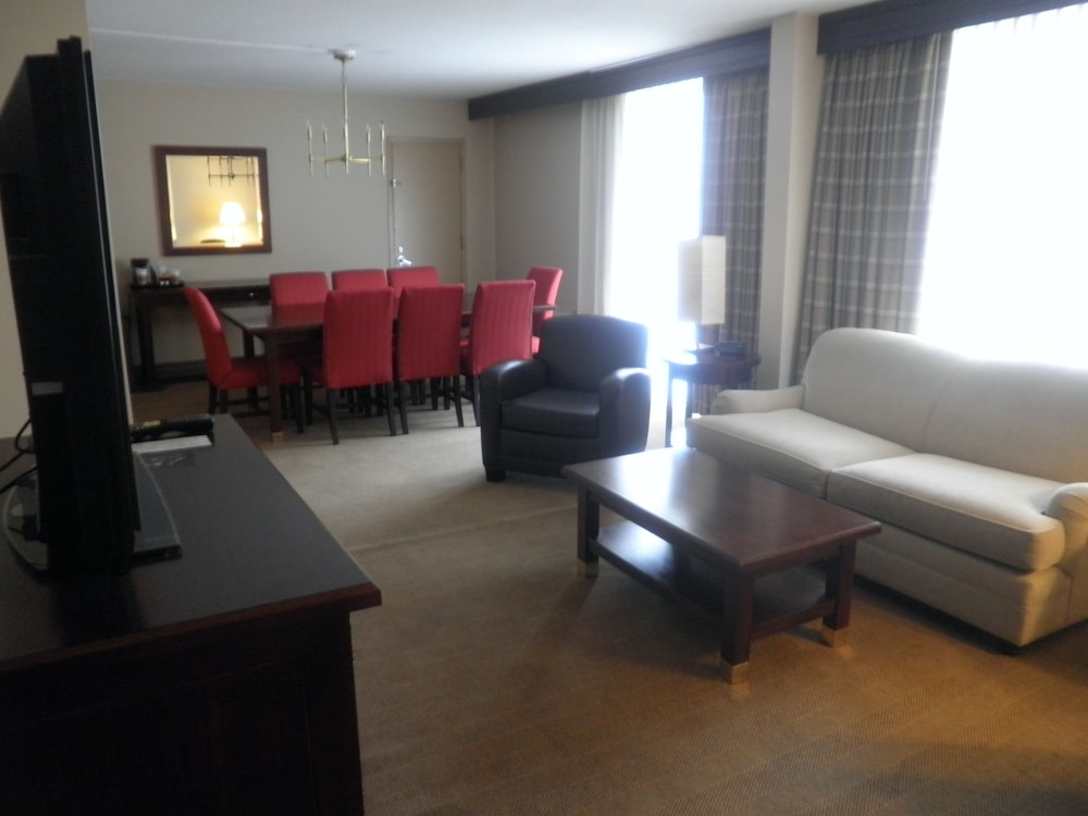 Sheraton Harrisburg Hershey Hotel - photo 17