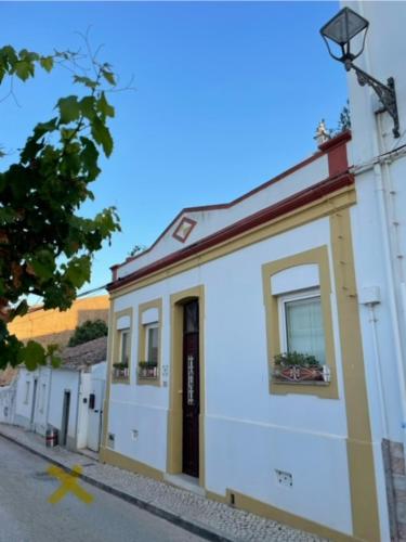 Casa Alegria Ocean view apartment centre Lagos — 4-Star Luxury Hotel in Lagos, Portugal