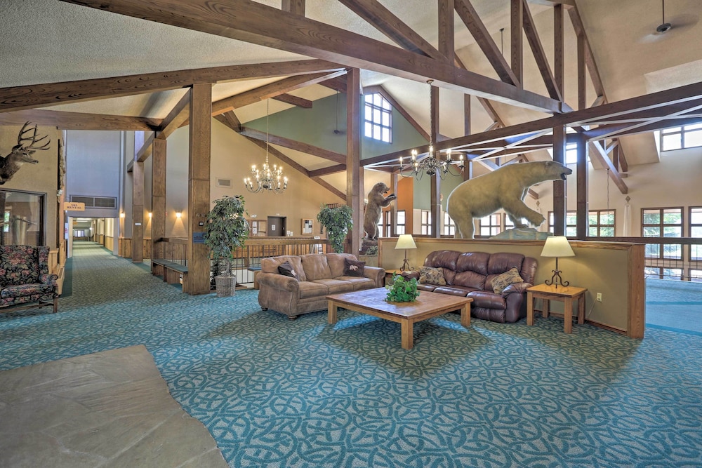 The Inn at Silver Creek Resort Retreat with Balcony - photo 24