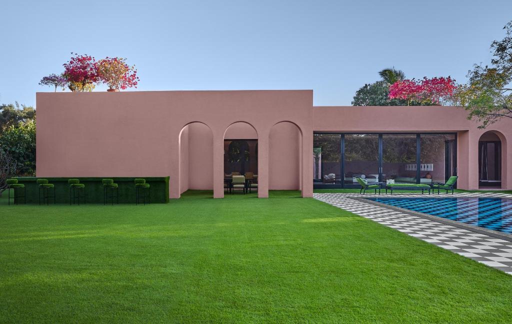 LohonoStays Villa CasaDel — 5-Star Luxury Hotel in Alibag, India