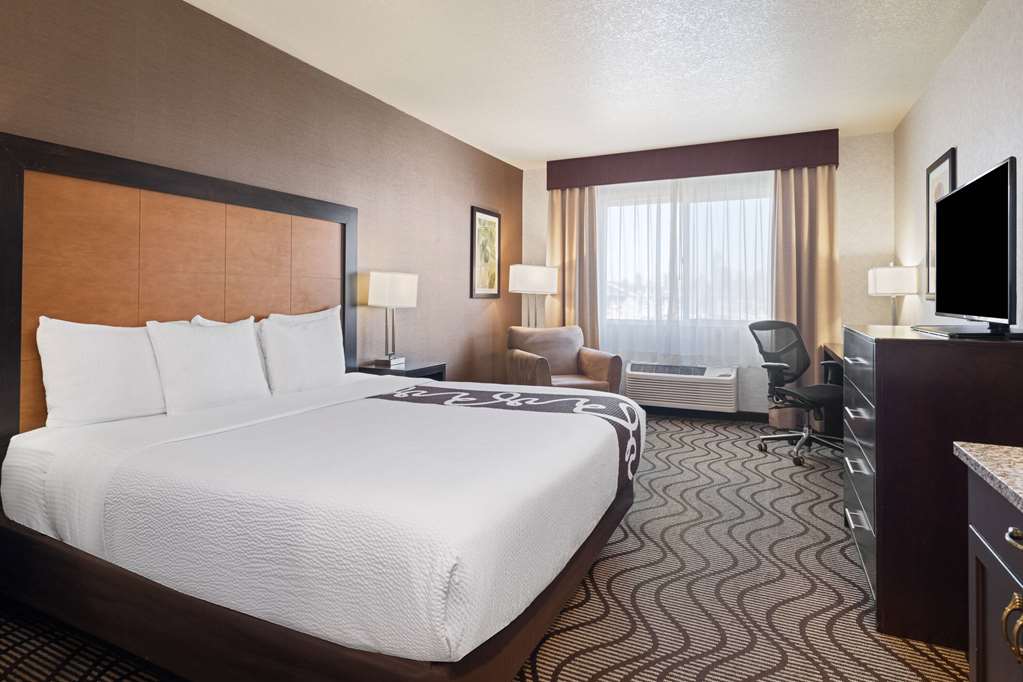 La Quinta Inn & Suites by Wyndham Idaho Falls Ammon - photo 32