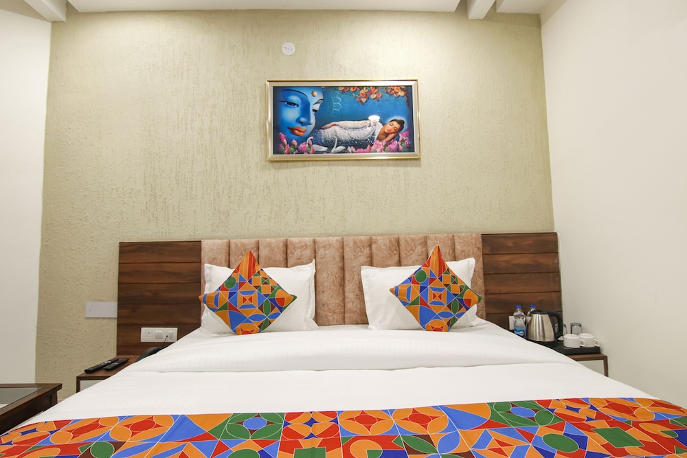 Fabhotel Spring