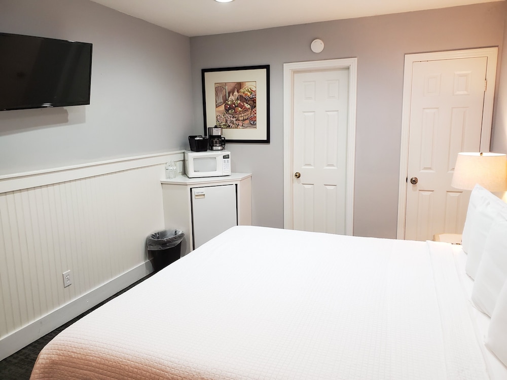 Coronado Island Inn - photo 5