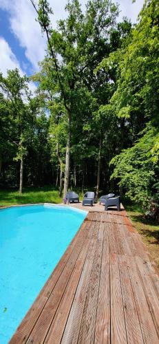Nalan Godvicien Spa Piscine Chauffee Foret 14 Pers — hotel in Gouvieux