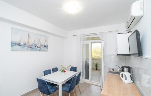 Gorgeous Apartment In Dubrovnik