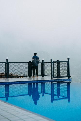 Silver Cascade Munnar - carbon neutral hotel in Munnar