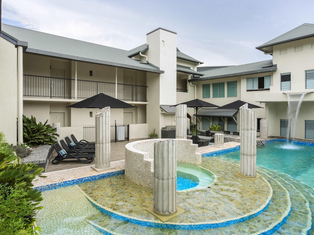 Mantra In The Village — 4-Star Luxury Hotel in Port Douglas, Australia