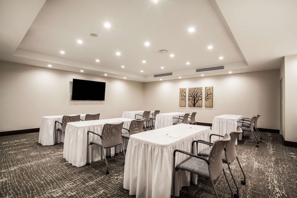 Hampton Inn Rochester Penfield - photo 39