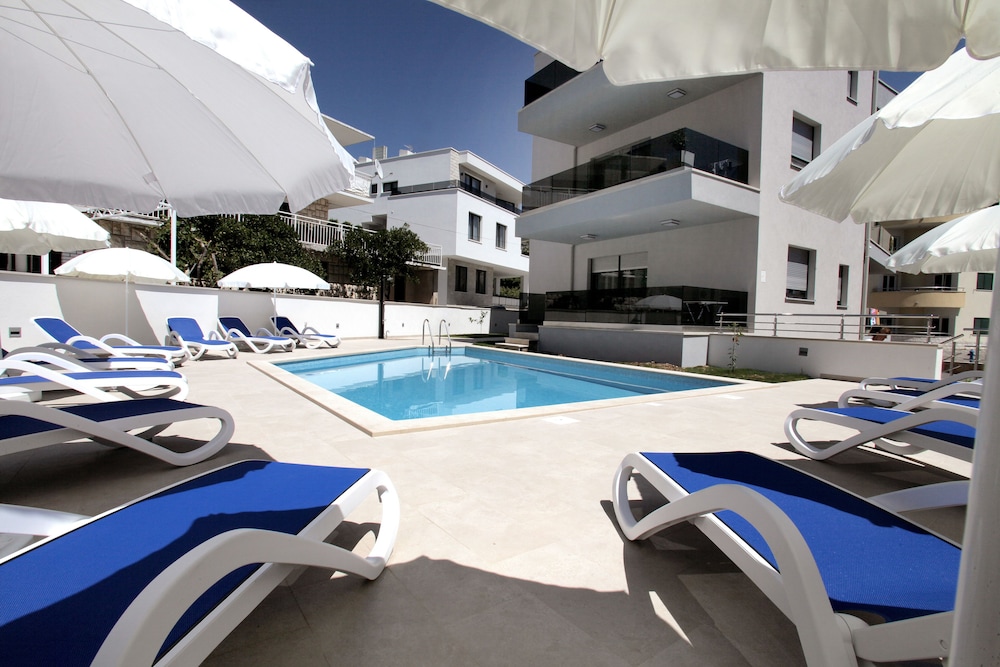 Villa Aquamarie — 4-Star Luxury Hotel in Trogir, Croatia