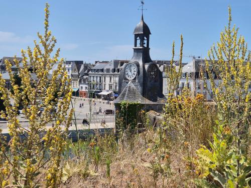 Urban Sunny & Cosy in Concarneau, France