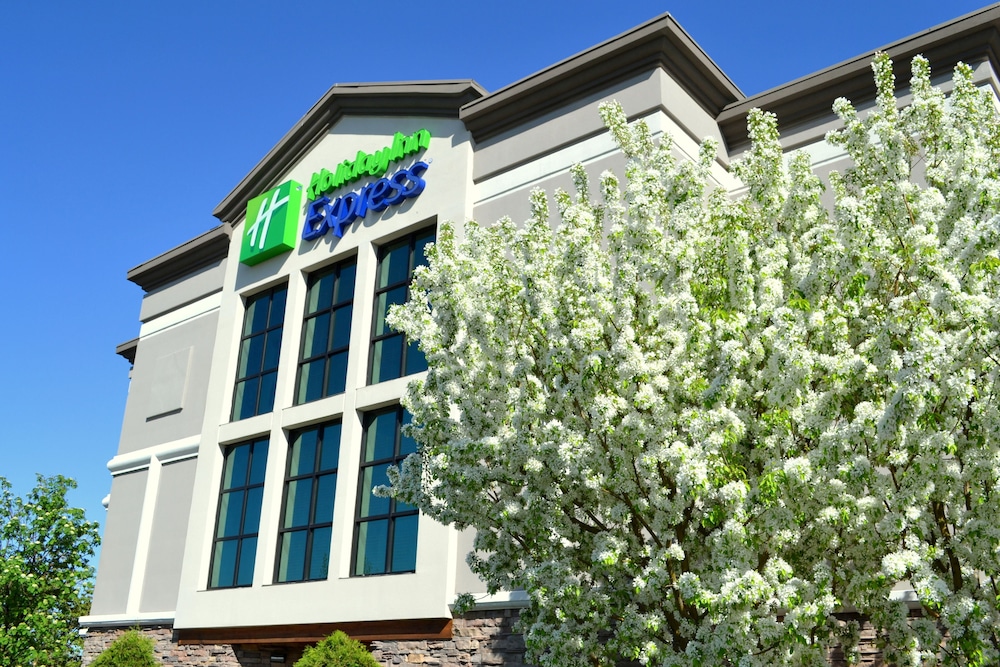 Holiday Inn Express Hotel & Suites Bozeman West by IHG - photo 34