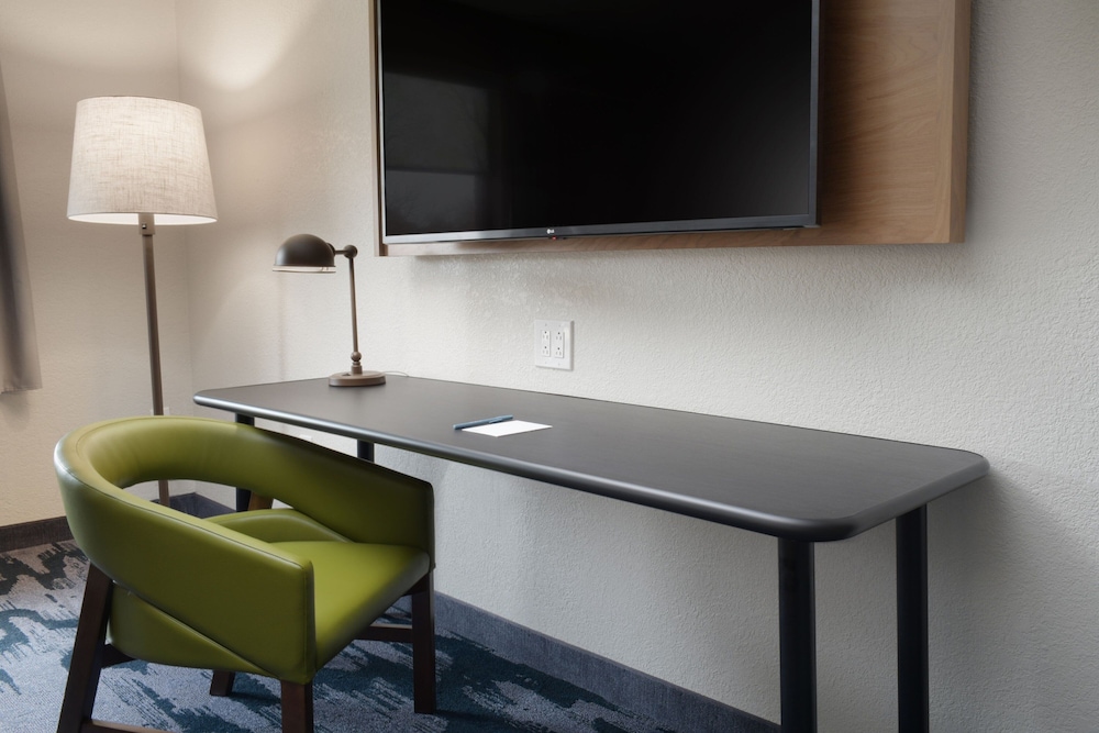 Fairfield Inn & Suites by Marriott Pottstown Limerick - photo 10