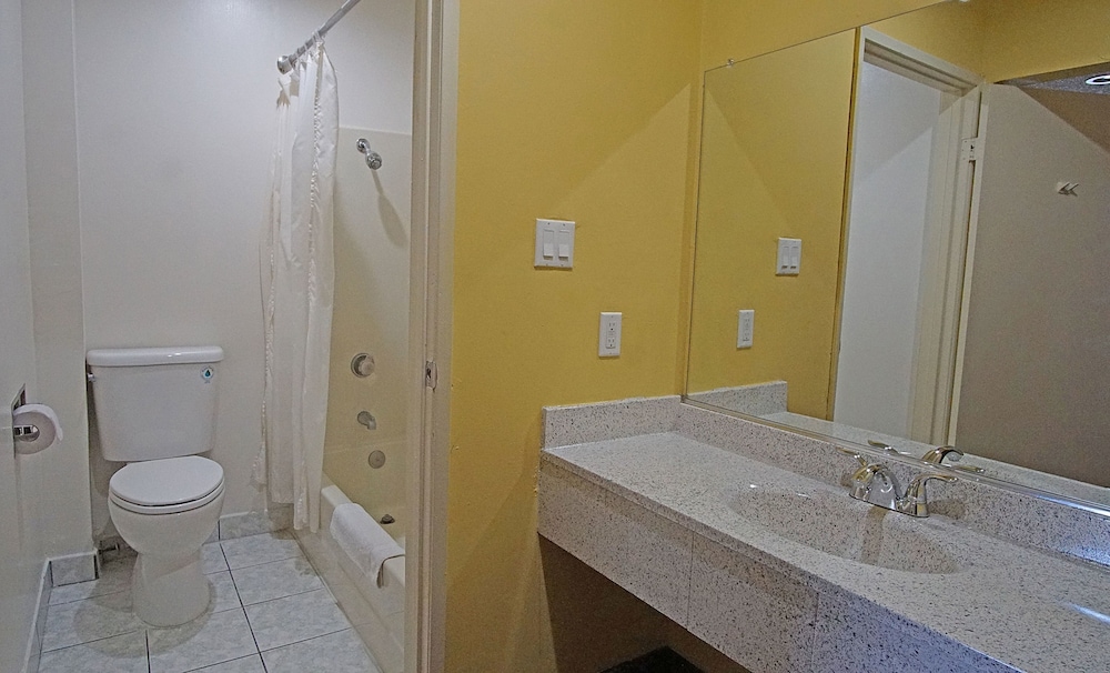 Los Angeles Inn & Suites LAX - photo 27