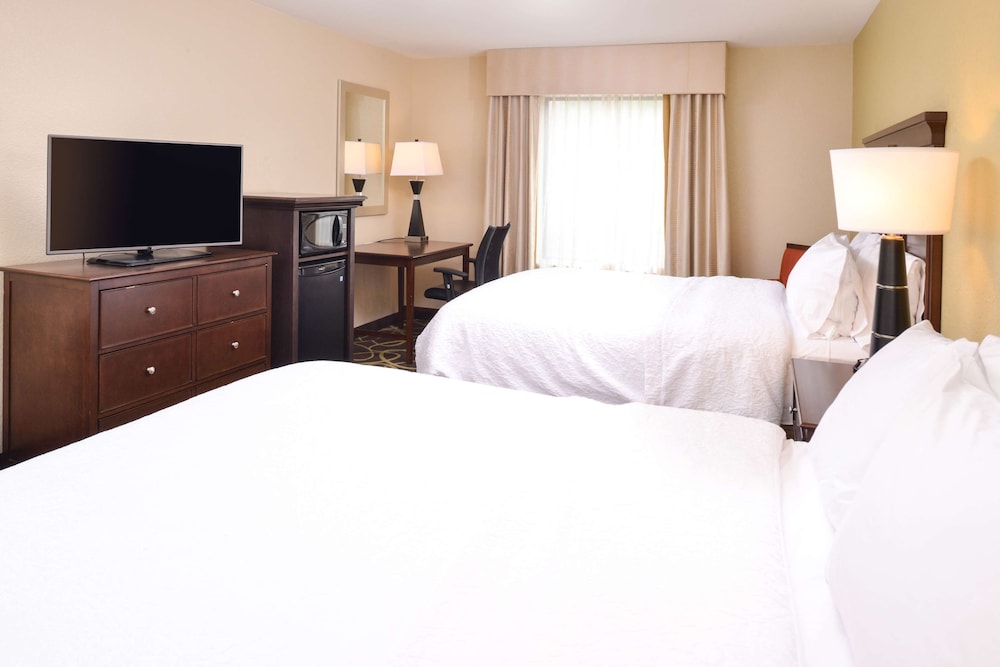 Hampton Inn Omaha Midtown Aksarben Area - photo 26