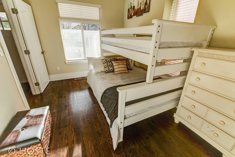 2BR Old Colorado City Retreat With Mtn View - photo 3