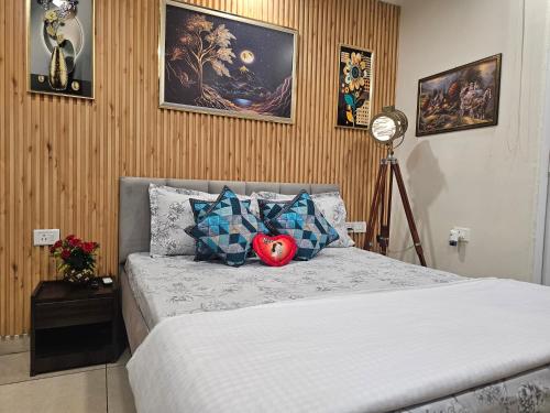 Ultra Luxury 1bhk AA Class Flat by Bliss Stay