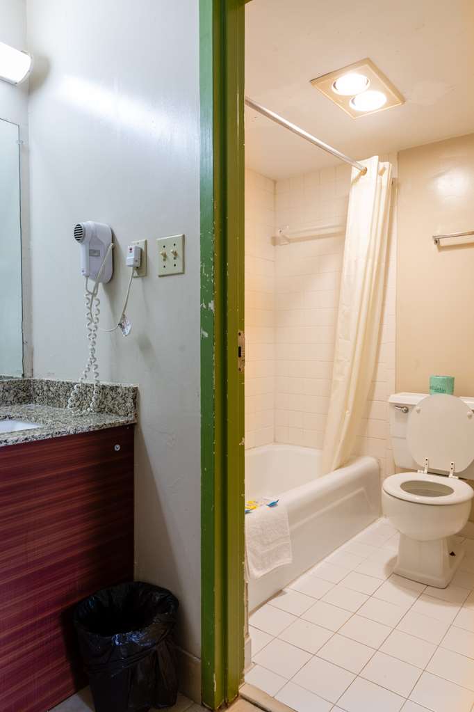 Country Hearth Inn & Suites Marietta - photo 13