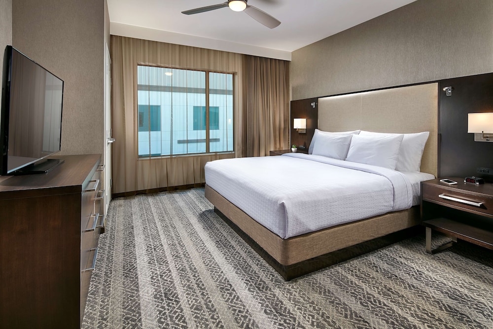 Homewood Suites by Hilton San Diego Downtown Bayside - photo 10