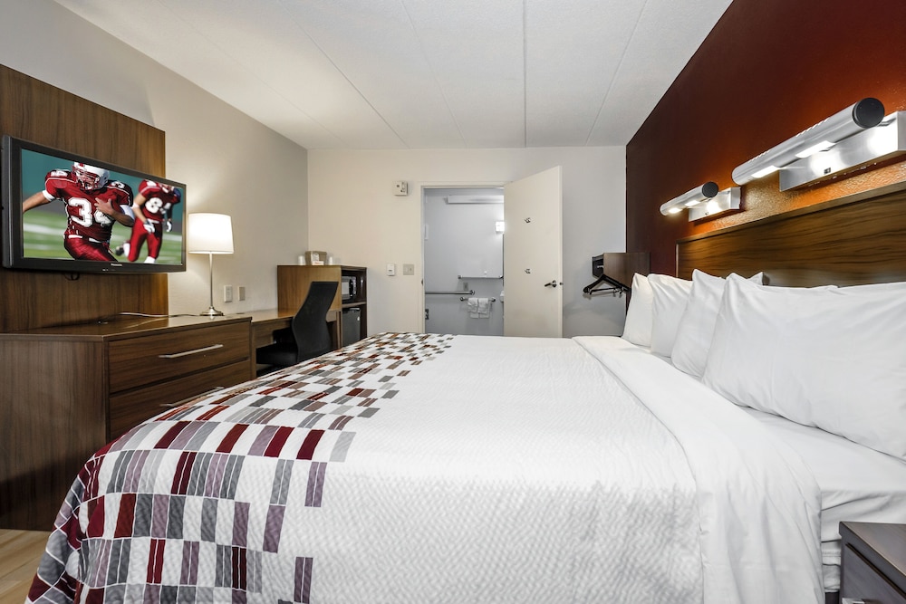 Red Roof Inn Aberdeen - photo 15