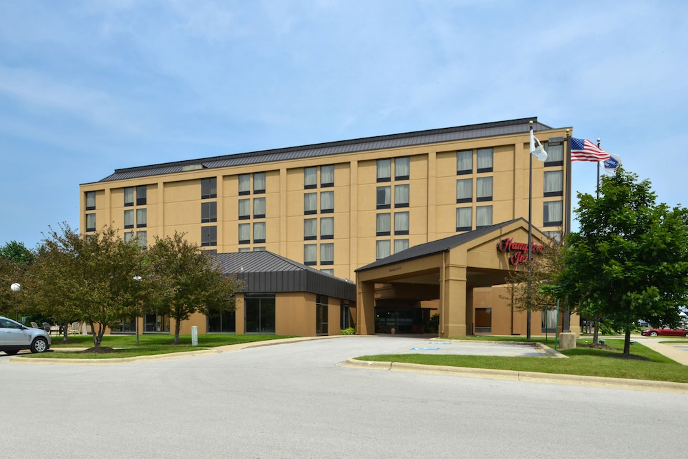 Hampton Inn Chicago Carol Stream - photo 36