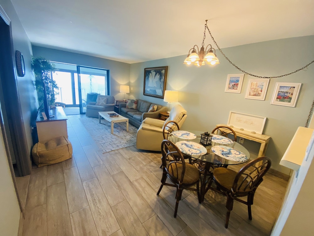 Gulf Tower 8b 2 Bedroom Condo by RedAwning - photo 16