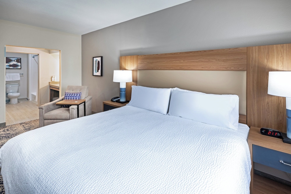 Candlewood Suites DFW Airport North Irving by IHG - photo 15