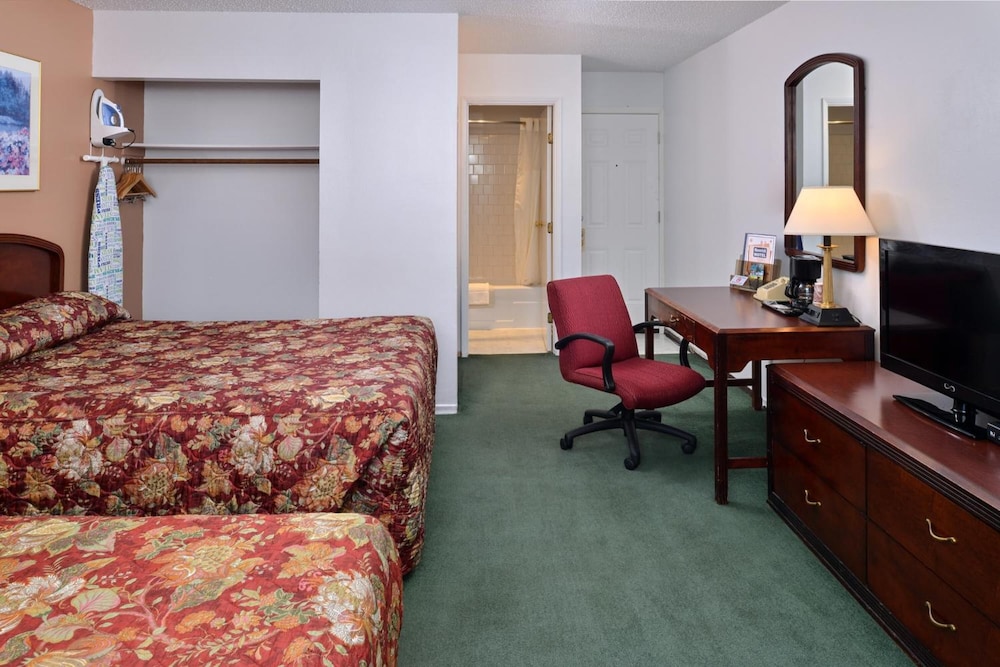 The Maverick Motel Main Street USA Collection by PNW Hospitality - photo 19