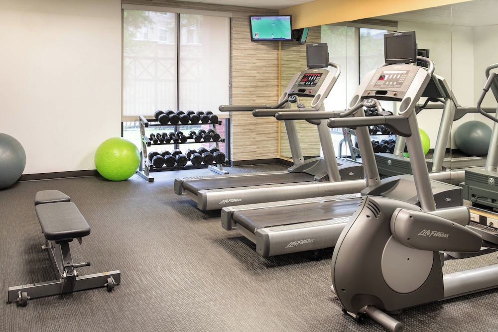Courtyard Marriott Denton - photo 17