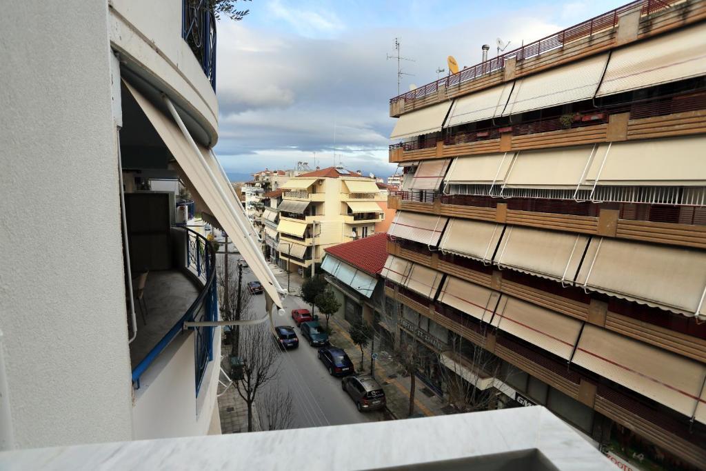 LA Larissa Luxury Apartments Kreousa — 4-Star Luxury Hotel in Larisa, Greece