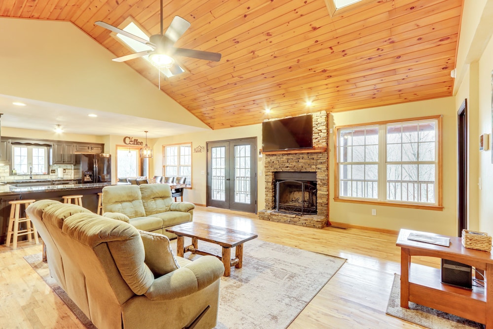 Marble Vacation Rental W Hot Tub And Fire Pit 19615915 — Sylacauga