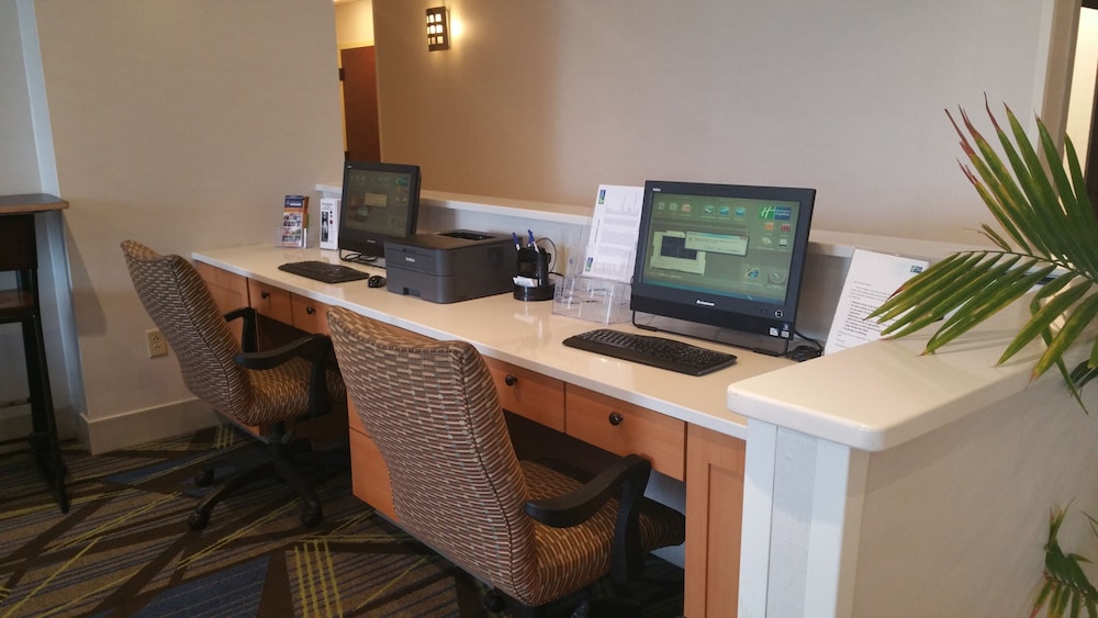 Holiday Inn Express Harrisburg East by IHG - photo 34