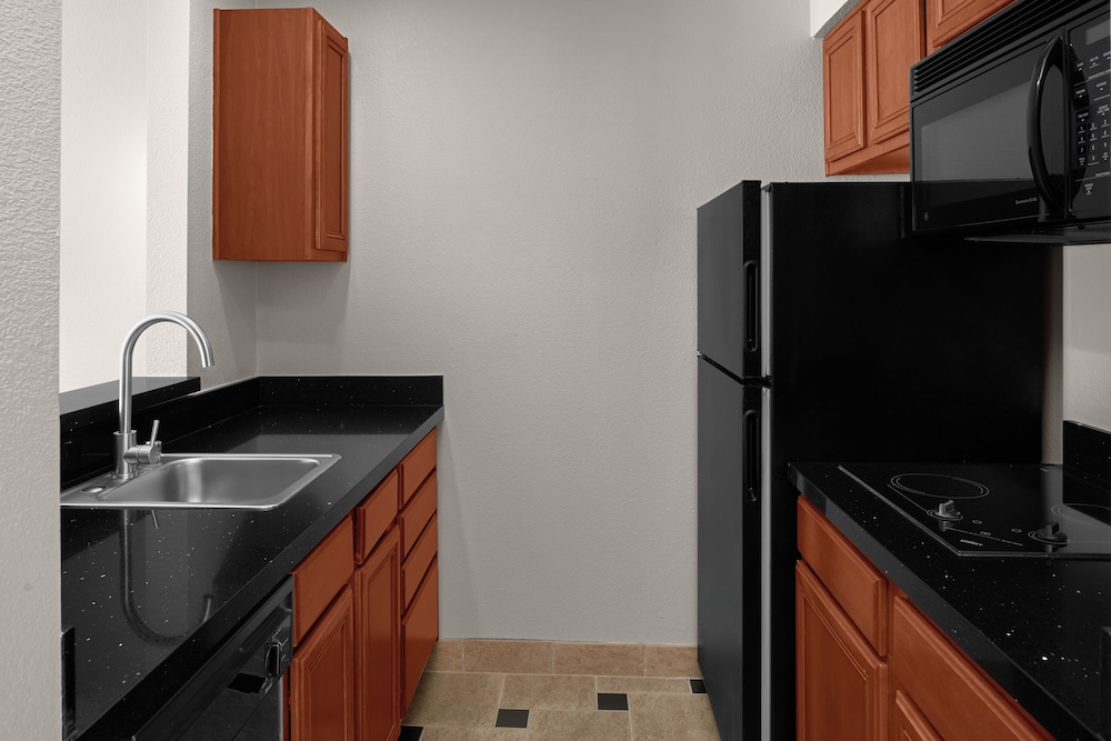 Larkspur Landing Extended Stay Suites Campbell - photo 13