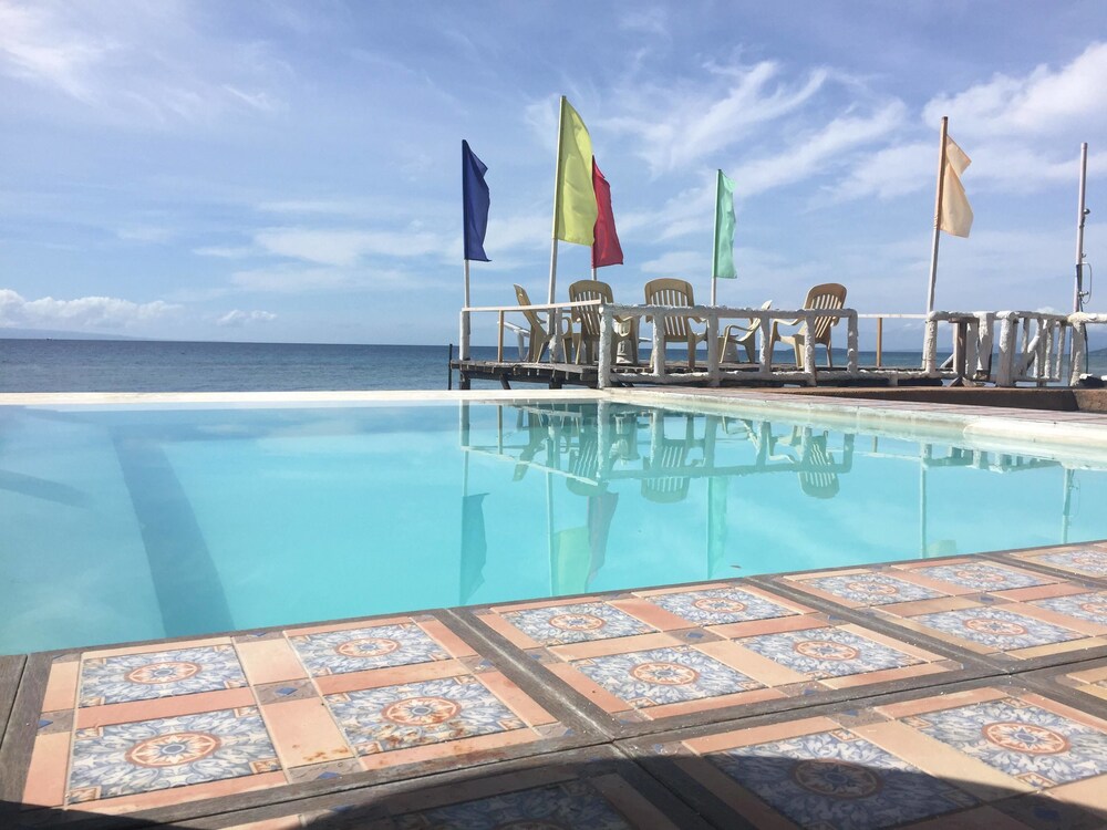 Hotel Sebastian — hotel in Oslob