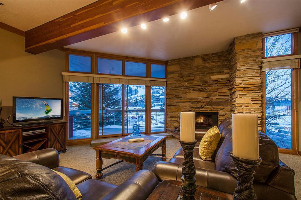 Bear Hollow Village 7 Bedroom by All Seasons Resort Lodging - photo 15